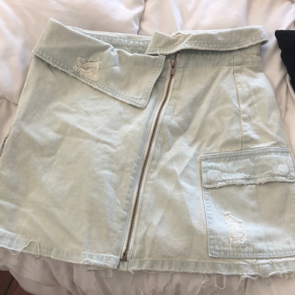 Signature Women’s denim skirt